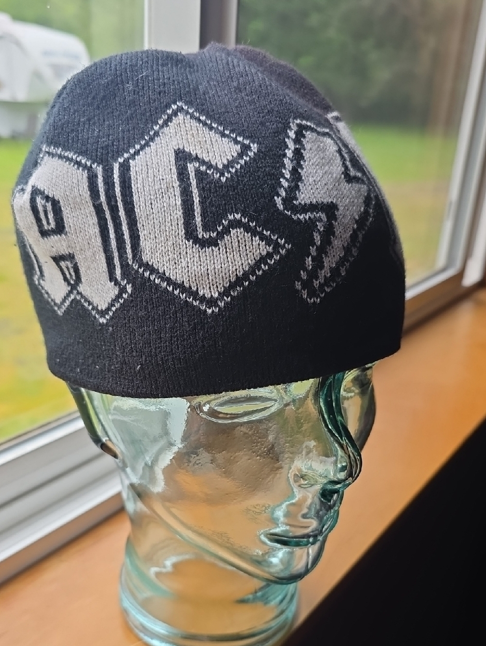 AC/DC Black and Gray Knit Beanie Hat for Men